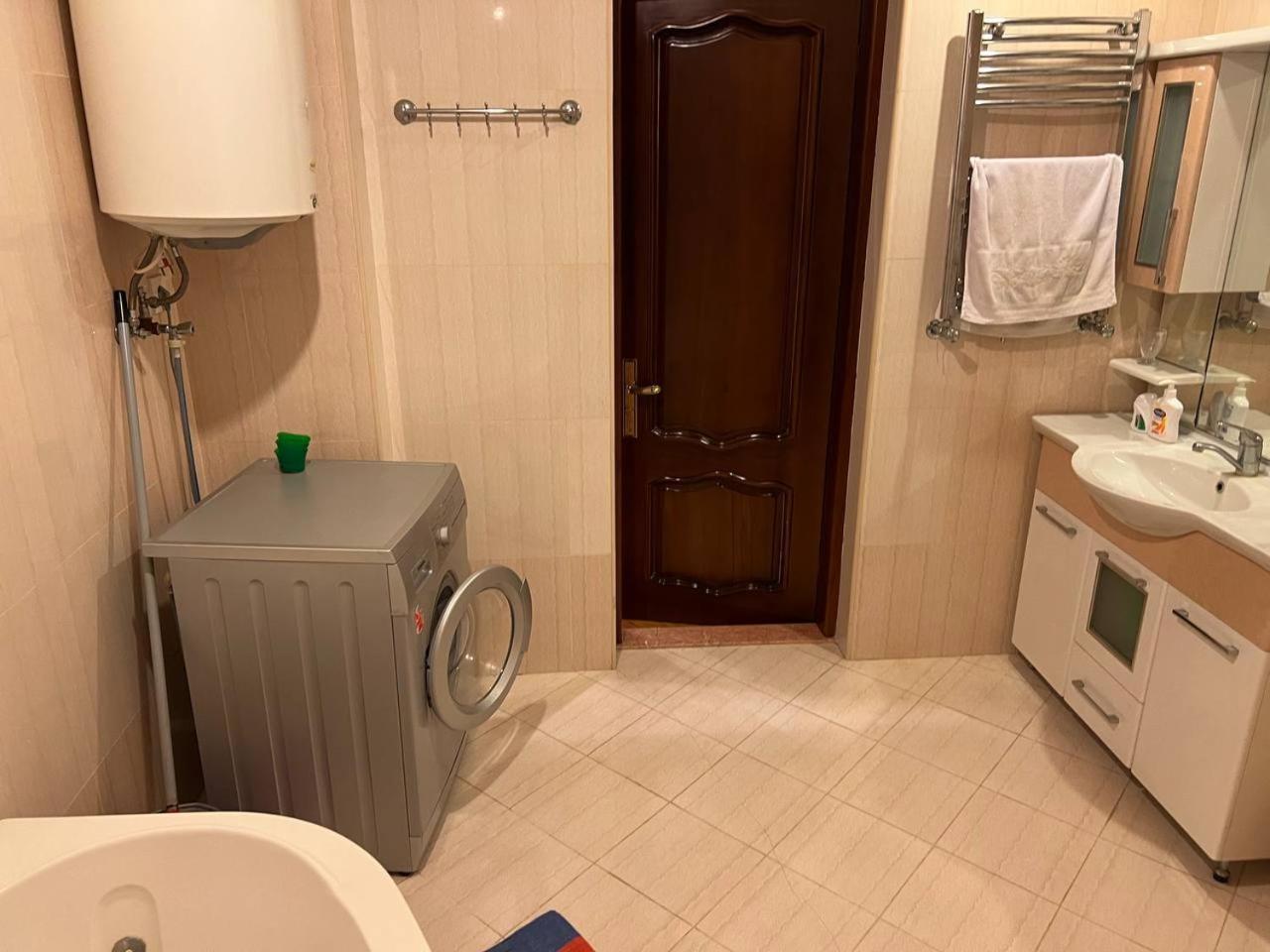 באקו Sea View Couple Apartmant At Boulvard,Near Nizami Street מראה חיצוני תמונה