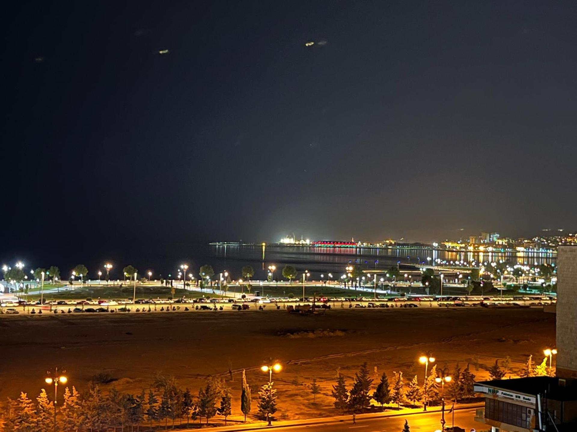 באקו Sea View Couple Apartmant At Boulvard,Near Nizami Street מראה חיצוני תמונה